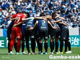 瓦伦西亚vs塞维利亚：加亚、马马尔达什维利首发，古德利、洛孔加出战