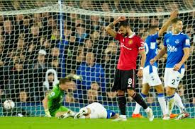 半场战报：热刺0-2狼队，斯彭斯自摆乌龙，艾特-努里闪击